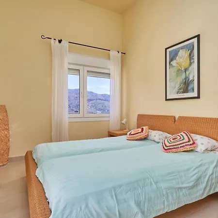 Excellent Views, And Mountain Holiday home Almunecar